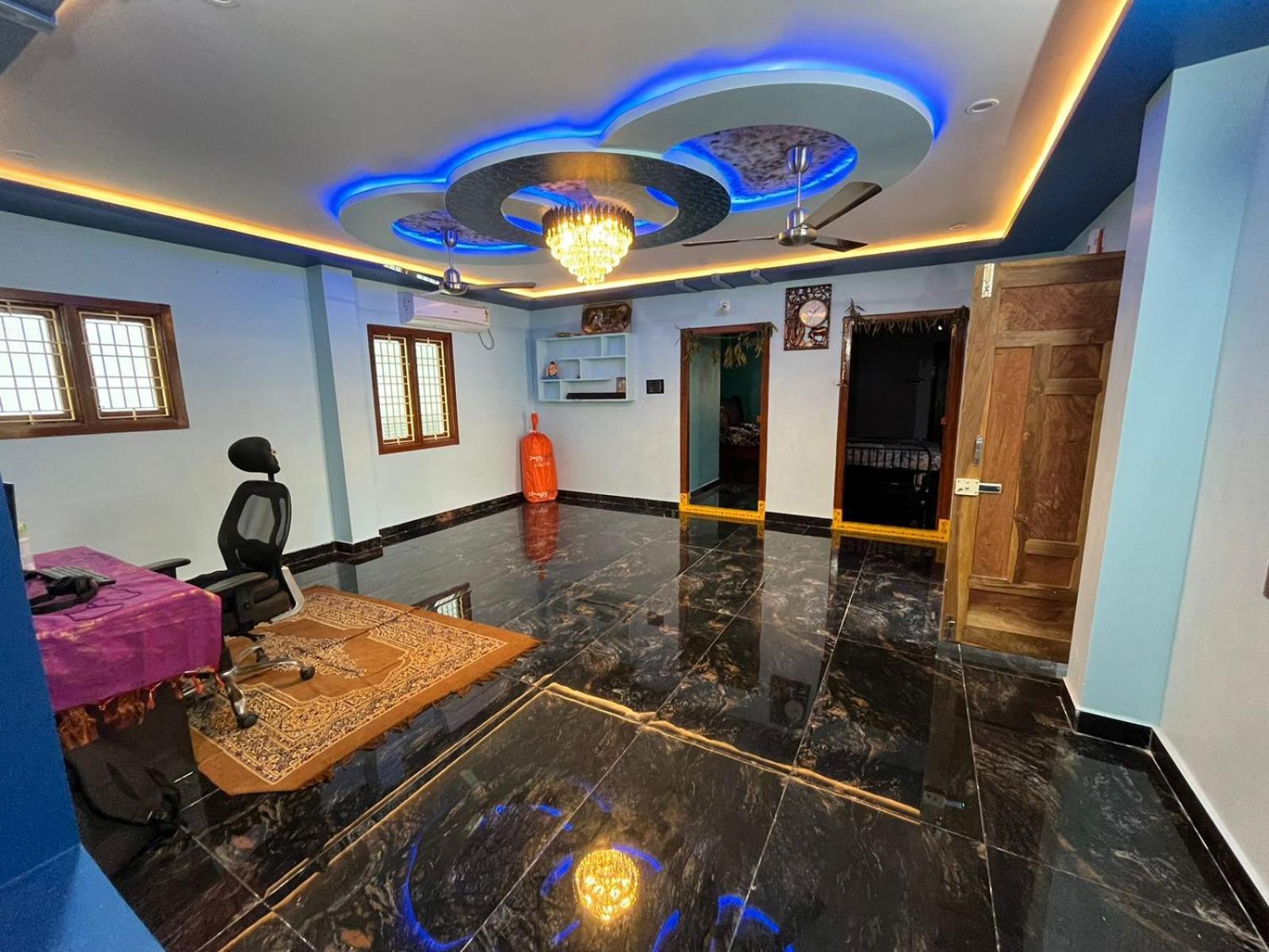 Sri Datta Kukkuteswara Nilayam Pithapuram Esterno foto