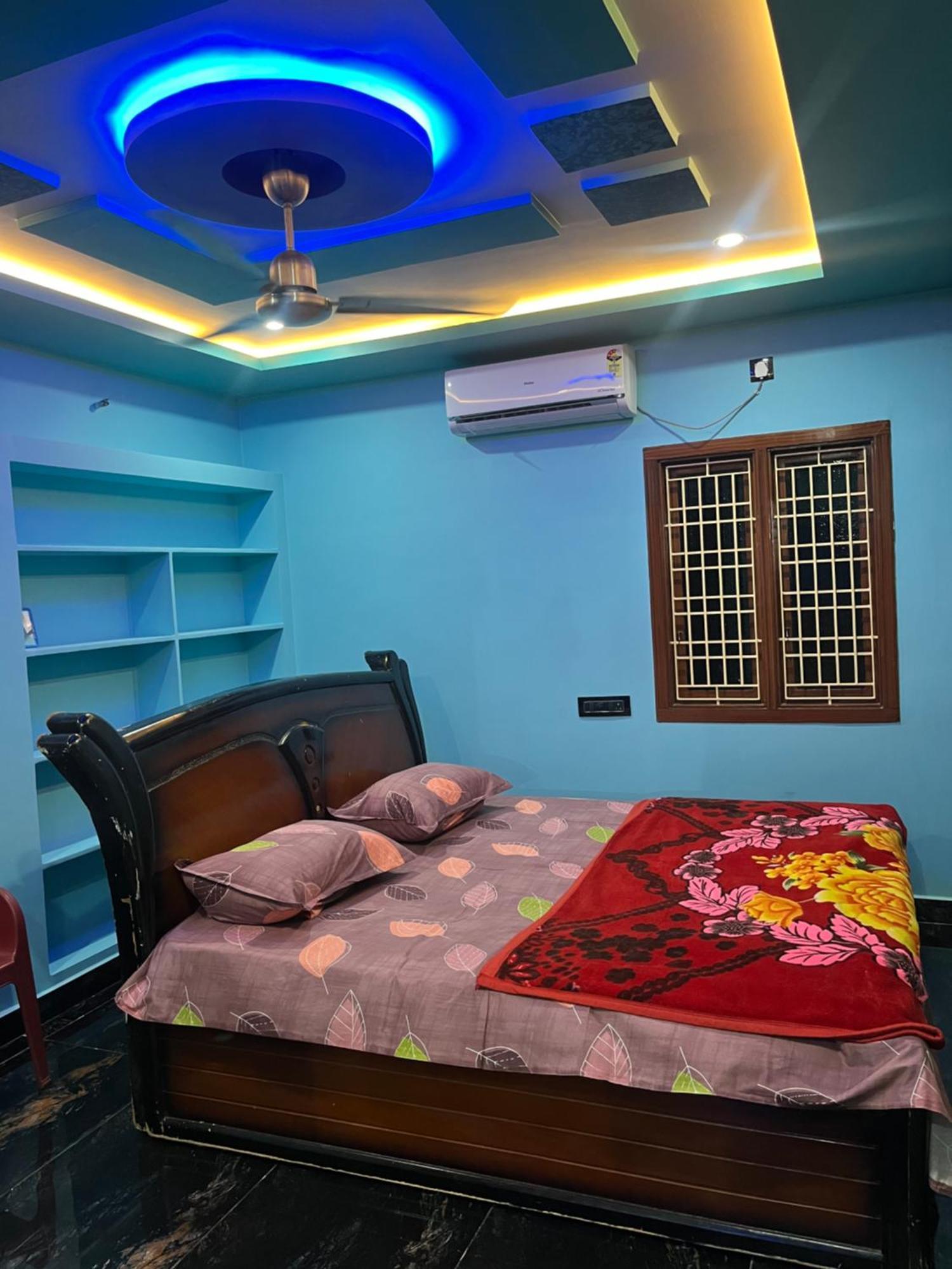 Sri Datta Kukkuteswara Nilayam Pithapuram Esterno foto